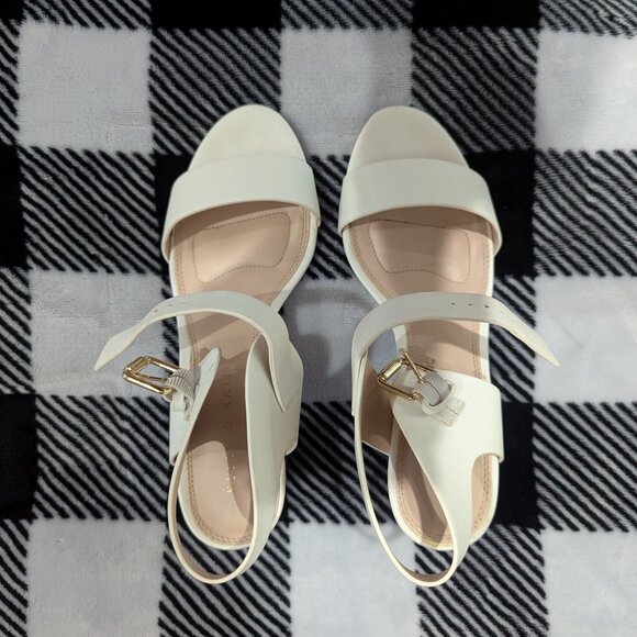 Kate & Kelly Block Heel 3 inch White Sandal Size 8 1/2 M - Picture 1 of 5
